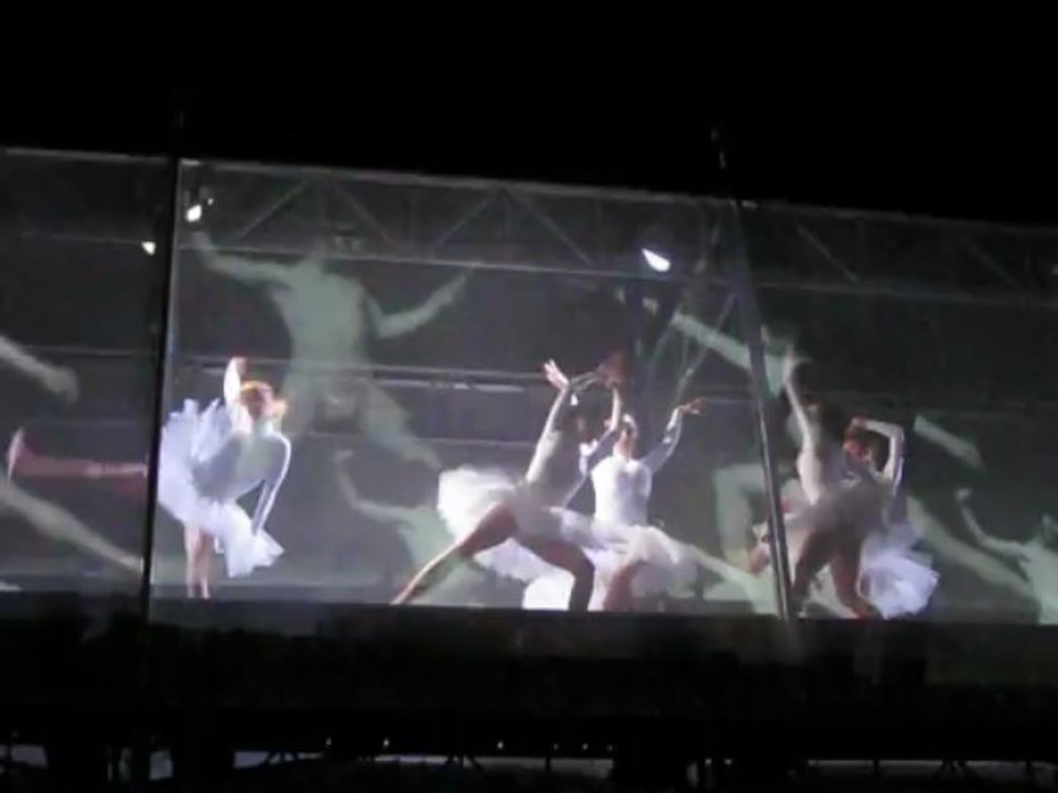 danse artistique a la gare