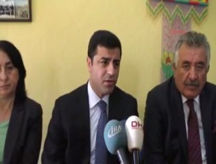 Demirtaş Siirt'tte Reyhanlı Katliamını Nefretle Kınadı