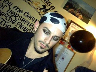 HOT TENSION - Stairway To Heaven / Led Zeppelin cover (version acoustique) sur PFM (28 décembre 2003)