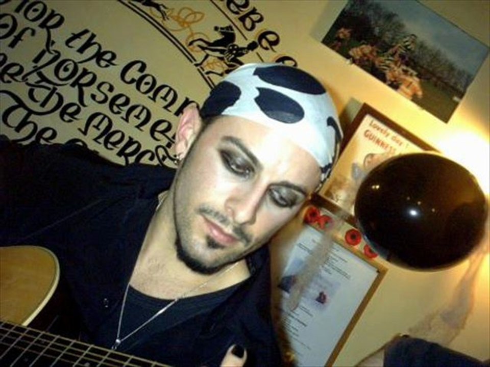 HOT TENSION - Stairway To Heaven / Led Zeppelin cover (version acoustique) sur PFM (28 décembre 2003)