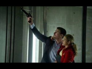 Arrow Season 1, Episode 22 - Darkness on the Edge of Town