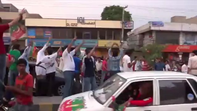 Imran Khan PTI Leader First Video Message Talks after Elections 12 May 2013 Lahore Pakistan