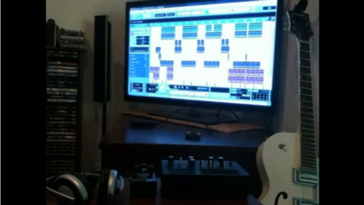 AWESOME Music Maker