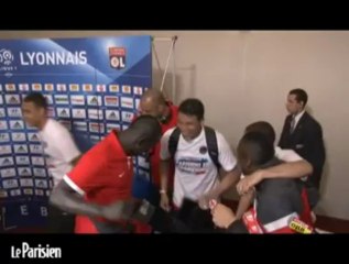 Скачать видео: Le PSG danse pour fêter son titre de champion