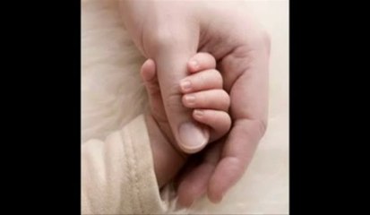 Oya Küçümen  -  Benim annem yüz lisan bilir