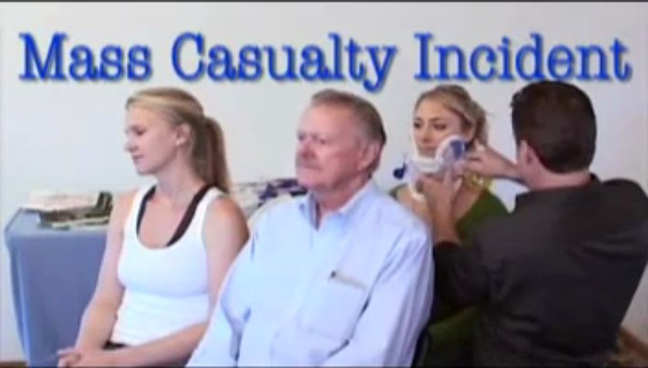 Utliser Attelle cervicale XCOLLAR en vidéo présenter par Ylea.eu