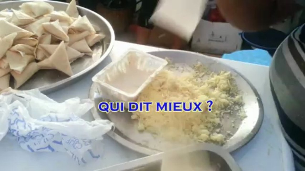 Plier un samoussa en quelques secondes