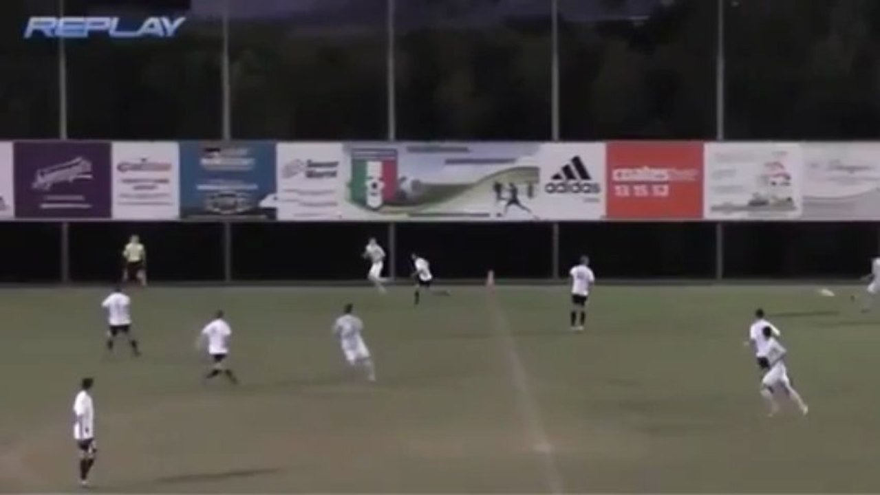 Le pire hors-jeu sifflé de l'histoire du foot