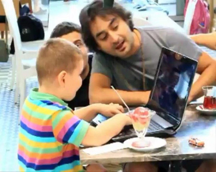 TTNET'ten Güvenli İnternet! (Kamera Arkası)