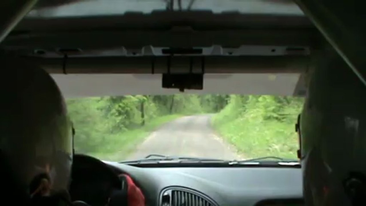 Rallye Dijon Côte d'Or 2013 - ES10 - PAULIN / LESCUYER - SAXO N2