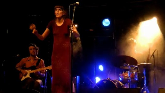 JUR LE TEMPS DES CERISES AU MAGIC MIRRORS FESTIVAL ALORS... CHANTE!