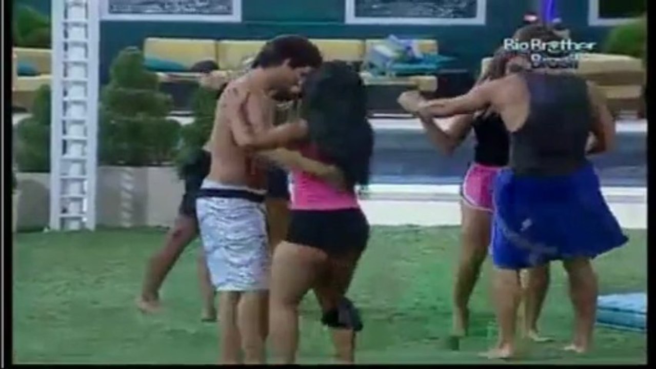 Jonique comemorando saida do Adauto - 28.02 p.1
