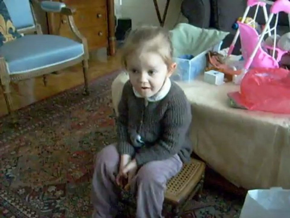 Maureen chante Entre le boeuf et l'ane gris