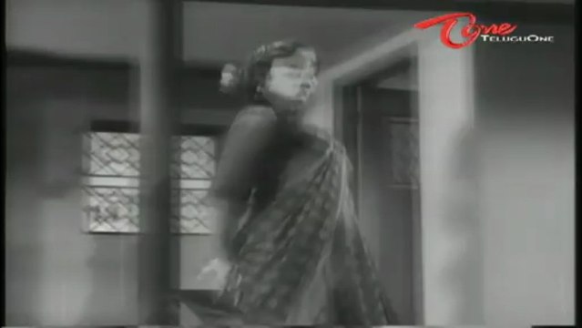 Iddaru Mithrulu Songs - Halo Halo O Ammayi - ANR - E V Saroja