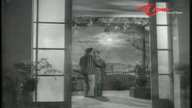 Iddaru Mithrulu Songs - Oho Oho Ninne Korega - ANR - E V Saroja