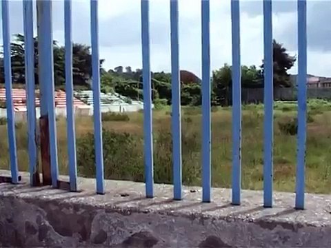 Napoli - Il campo Paradiso, degrado e abbandono (13.05.13)