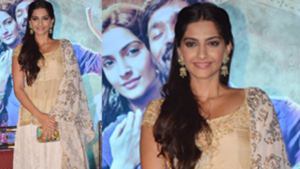 Sonam Kapoor Looks Fabulous In Ghagra Choli