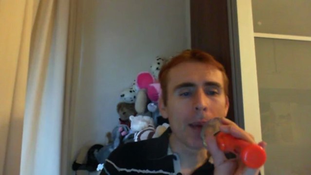 Wiwi égratigne l'ombre et la lumière de Coralie Clément