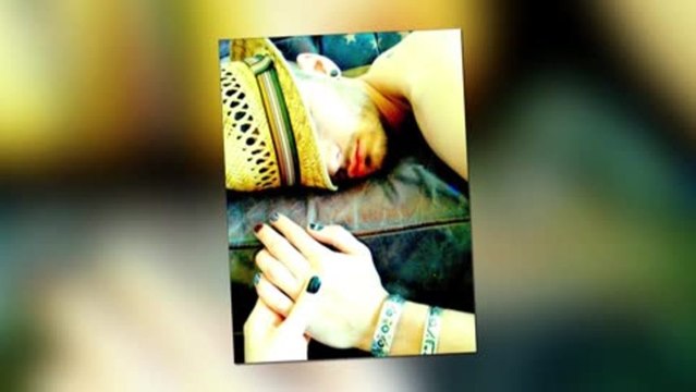 Little Mix's Perrie Edwards Gives Boyfriend Zayn Malik a Manicure