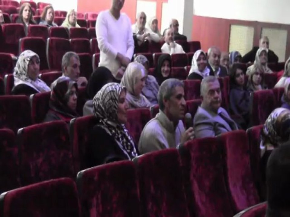 Olaylı Dilipak konferansı