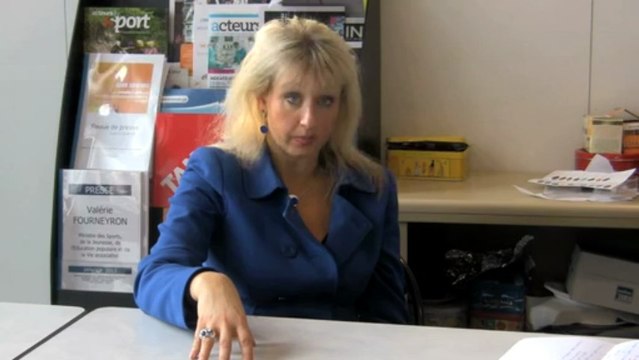 Emplois d'avenir - A. Bataille, directrice du groupement d'employeurs GEANS témoigne