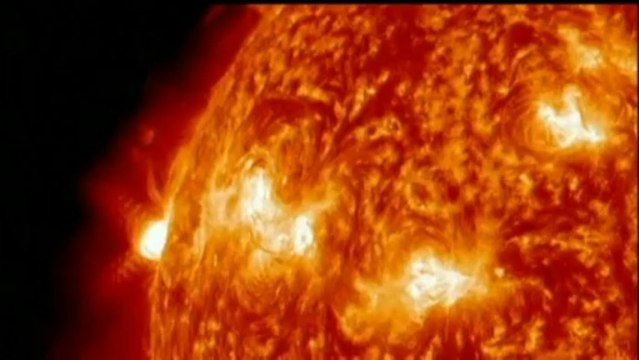 Des éruptions solaires de première classe filmées par la Nasa