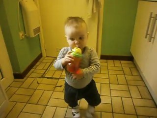 Sami qui creuse des tranchées lol