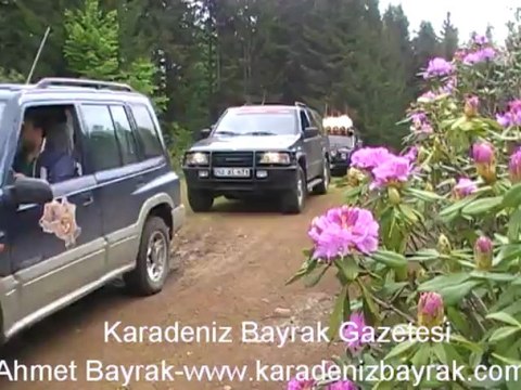 JEEP SAFARİ-GEZENBİLİR OFF-ROAD -ORDU-KARADENİZ BAYRAK