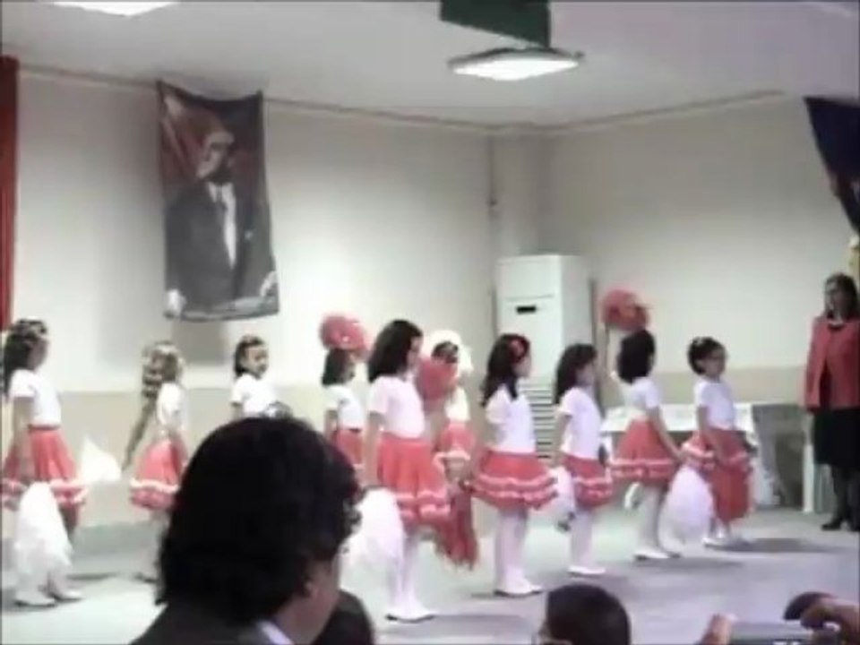 18 Taşova Yeşilırmak İlkokulu 2013 Okuma Bayramı