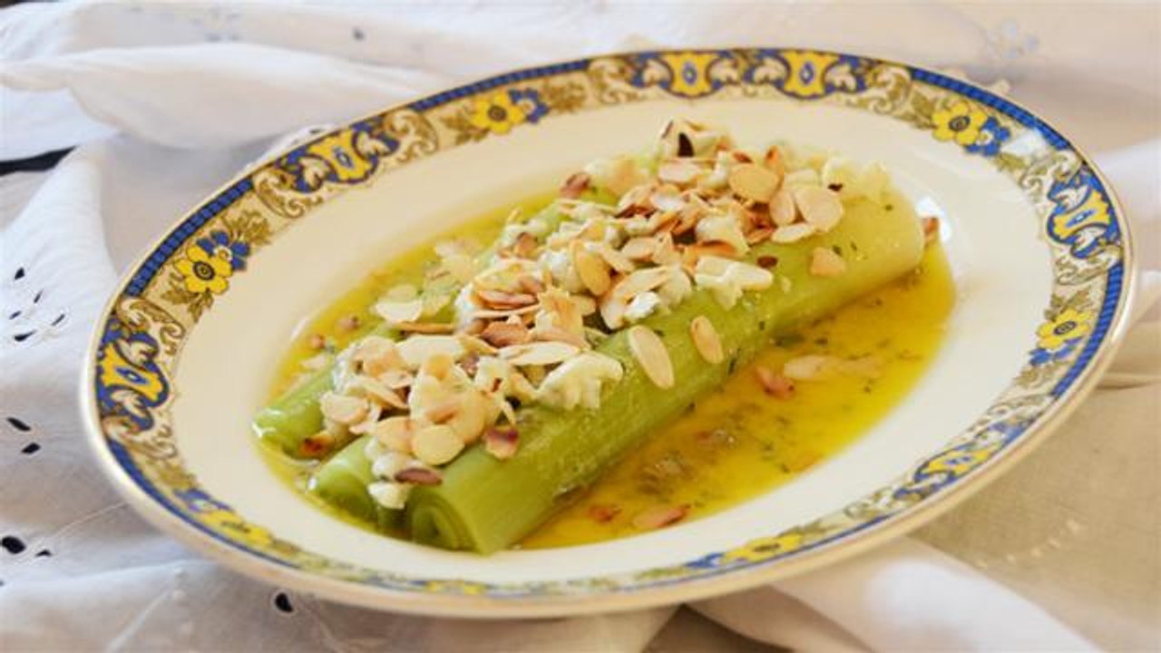 How To Make A Mediterranean Leek Salad