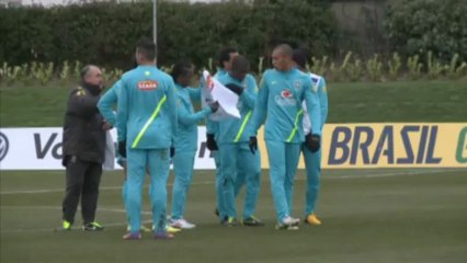 Kakà e Ronaldinho fuori dalla Seleçao per la Confederations Cup