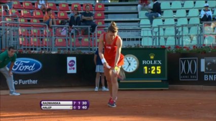 Roma - Radwanska pierde y no levanta cabeza