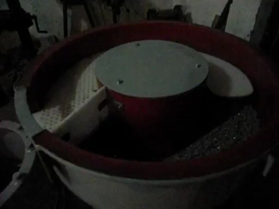 Deburring machine