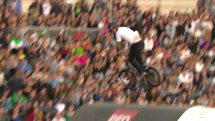 World First by Logan Martin - 1080 barspin - FISE World Montpellier - 2013