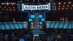 Justin Bieber hué lors des Billboard Music Awards 2013