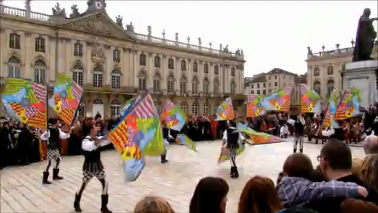 Nancy Renaissance 2013-Lanceurs de drapeaux (sbandieratori di Servigliano)
