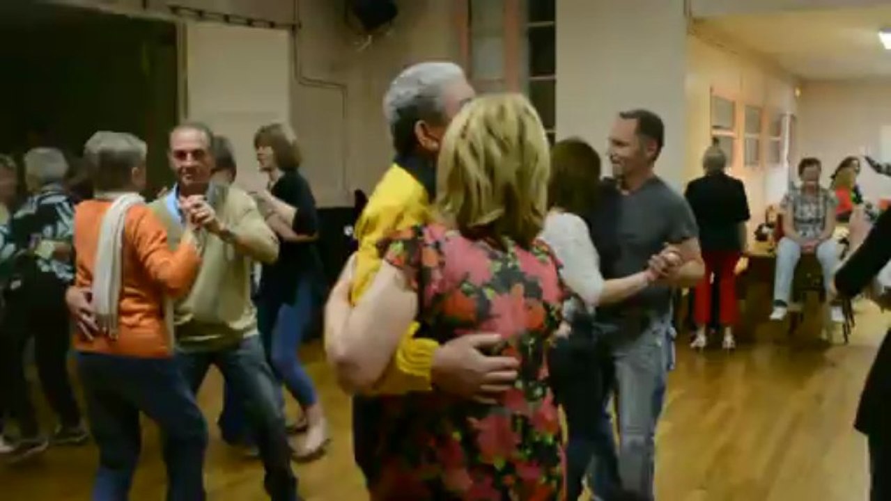 Vidéo du bal de la fête des fleurs 2013 (4)