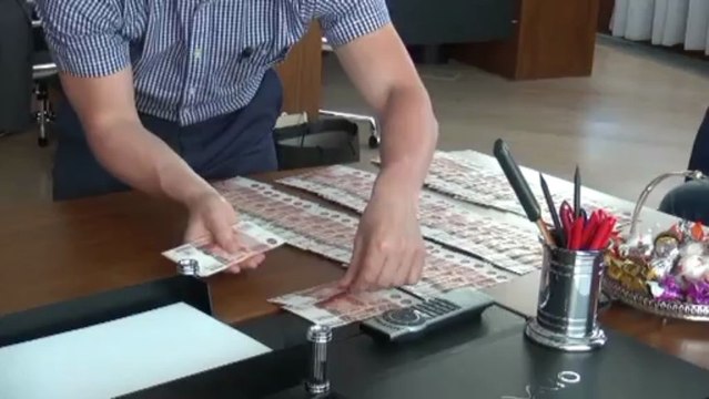 Сотрудниками полиции задержан Председатель правления «Росбанка» за получение от коммерсанта 5 млн рублей