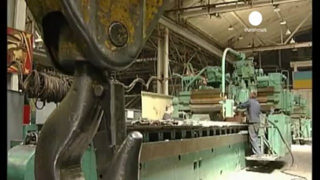 Eurozona ancora in recessione nel 2013. Trichet: Serve...