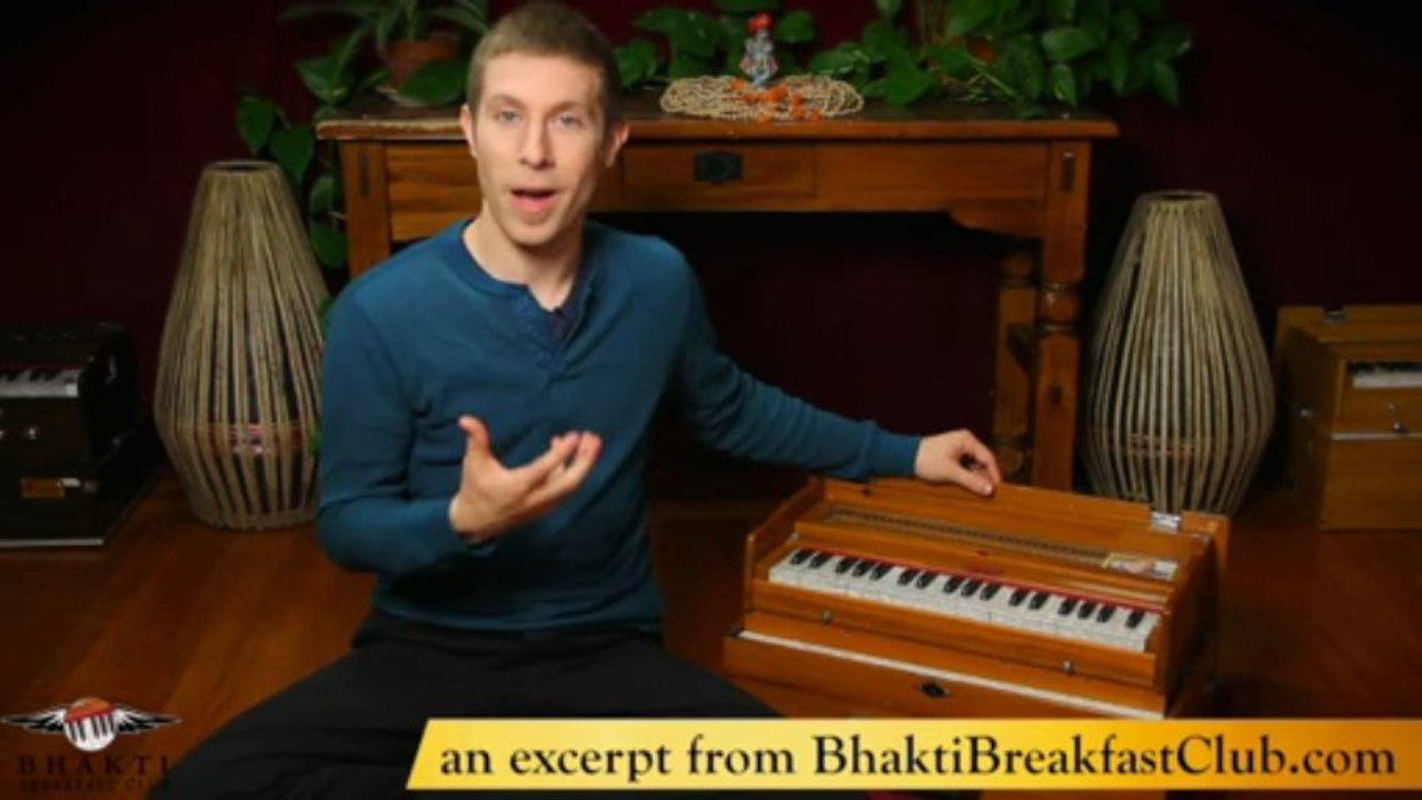 Harmonium 214 - Song: Sat Narayan Waheguru - in the Bhakti Breakfast Club