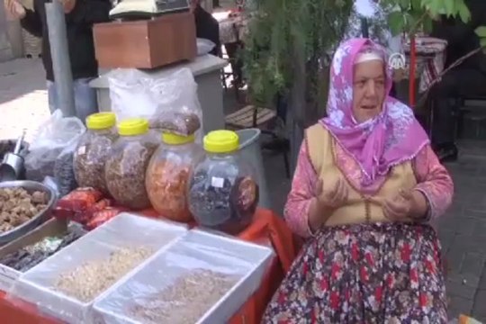 Pazar yerleri dua ile açılıyor