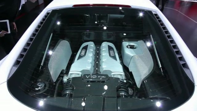 Audi R8 & RS5 Cabriolet - Mondial de Paris 2012