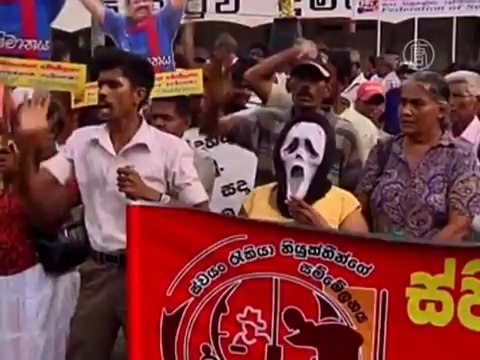 В Шри-Ланке протестуют против повышения цен
