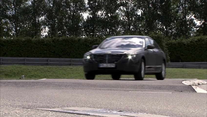 Mercedes-Benz Classe S : vidéo du Magic Body...