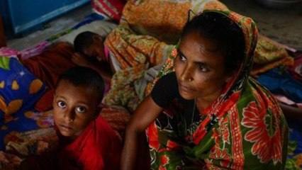 Cyclone Mahasen hits Bangladeshi coast