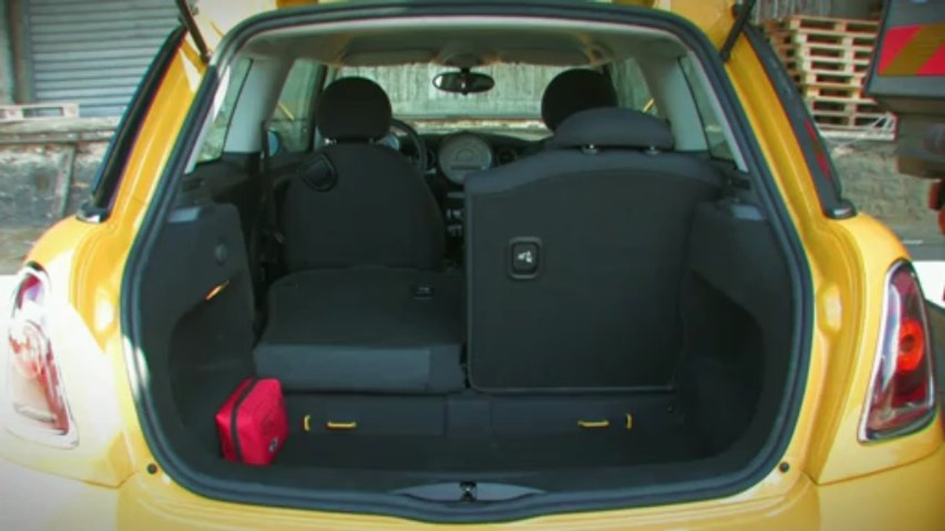 Vidéo] La Triggo, une mini-voiture qui adapte sa taille selon les situations