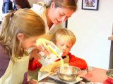 Vidéo : les mamans regardent, les enfants cuisinent