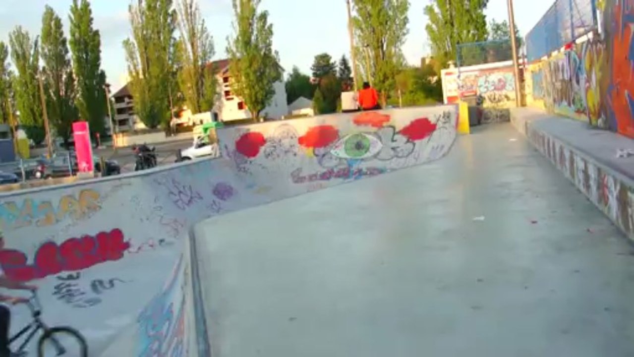 FRT4 - SOSH URBAN MOTION - CONTEST AMATEUR
