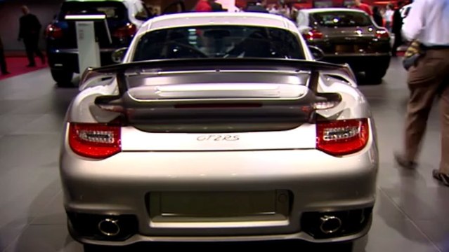 Porsche GT2 RS en direct du Mondial de Paris 2010