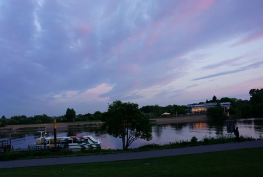 Weserabendhimmel (20fps)